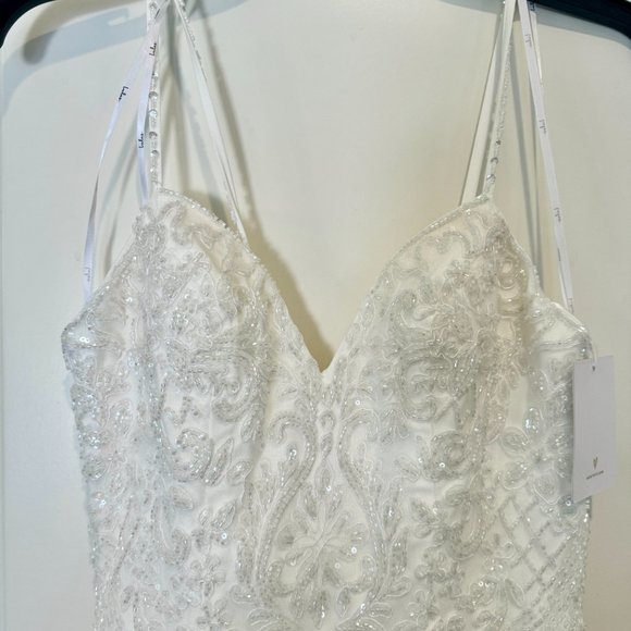 *NWT* (SZ 2) LULU's Dream Romance White Beaded Tulle Trumpet Maxi Dress - Picture 6 of 7